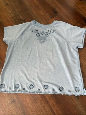 EUC Lane Bryant Light Blue Embroidered Short Sleeve Sweatshirt